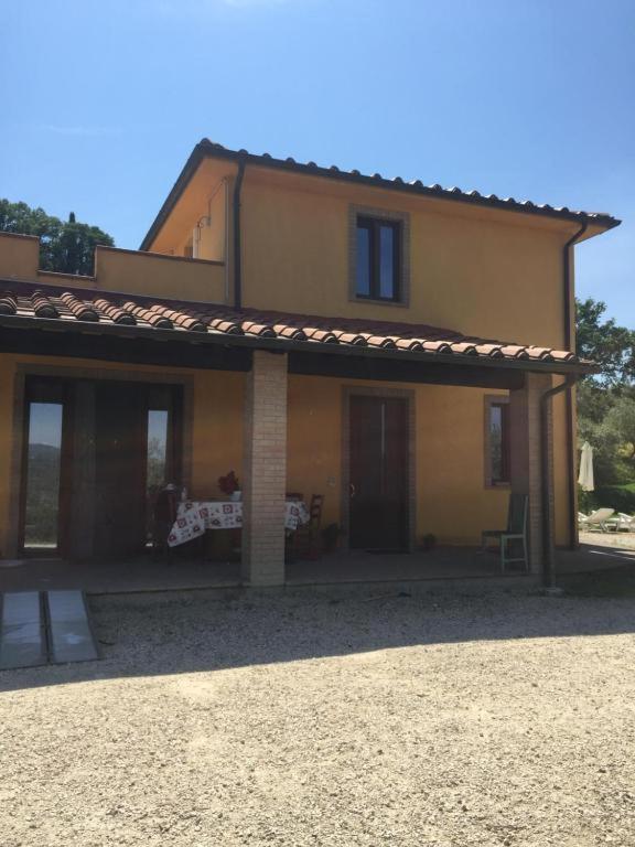 Il Casale Di Lavinia Bed and Breakfast Fabro Exteriör bild